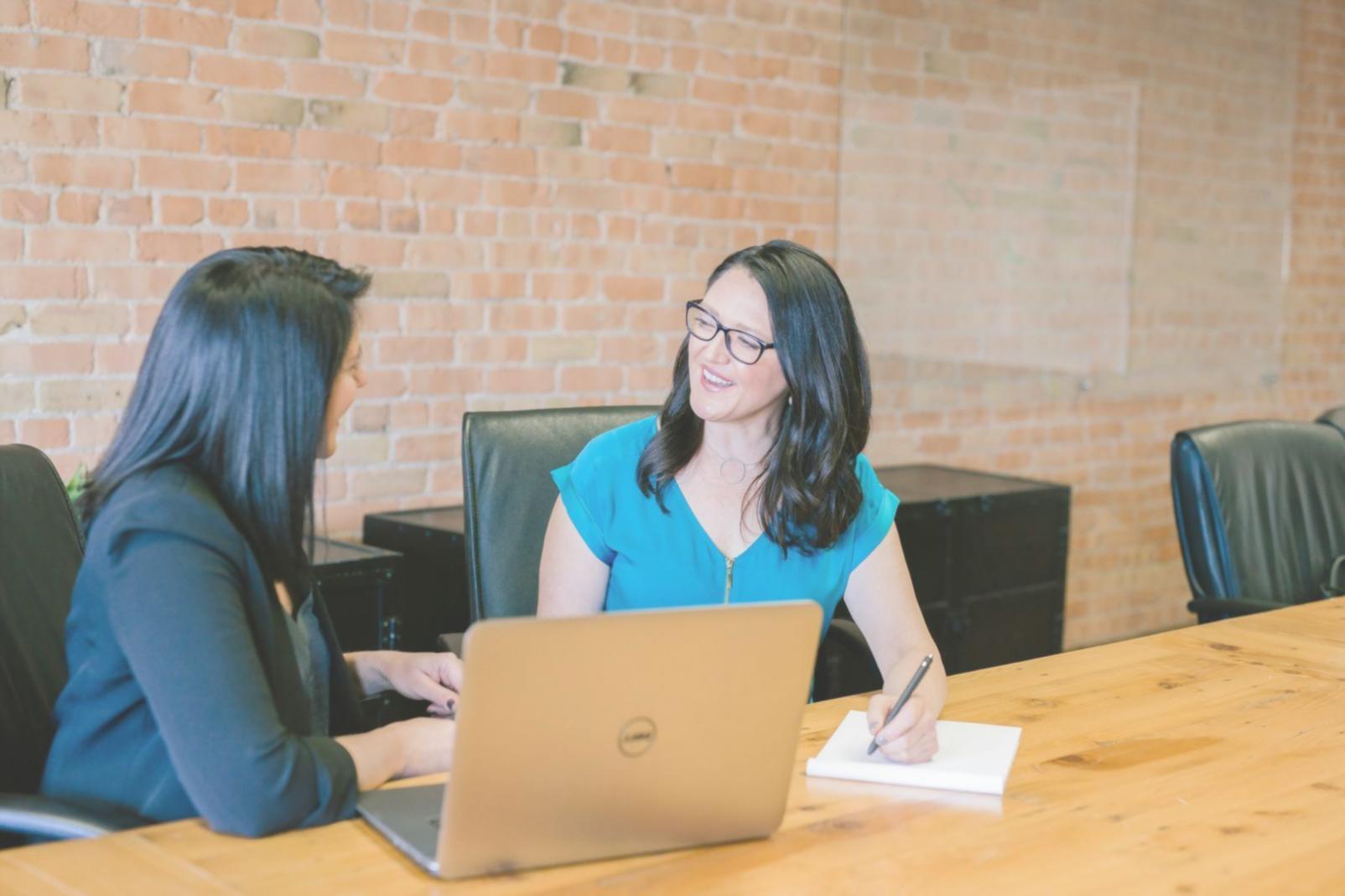 Evaluación de riesgos financieros y análisis de tendencias